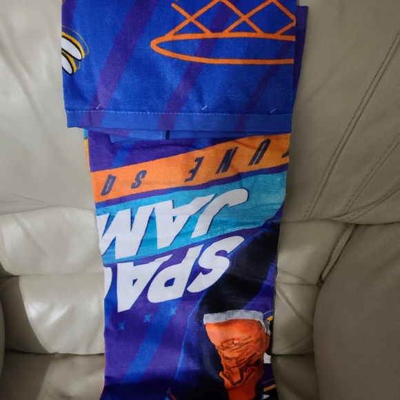 SPACE JAM - Picture 5 of 5